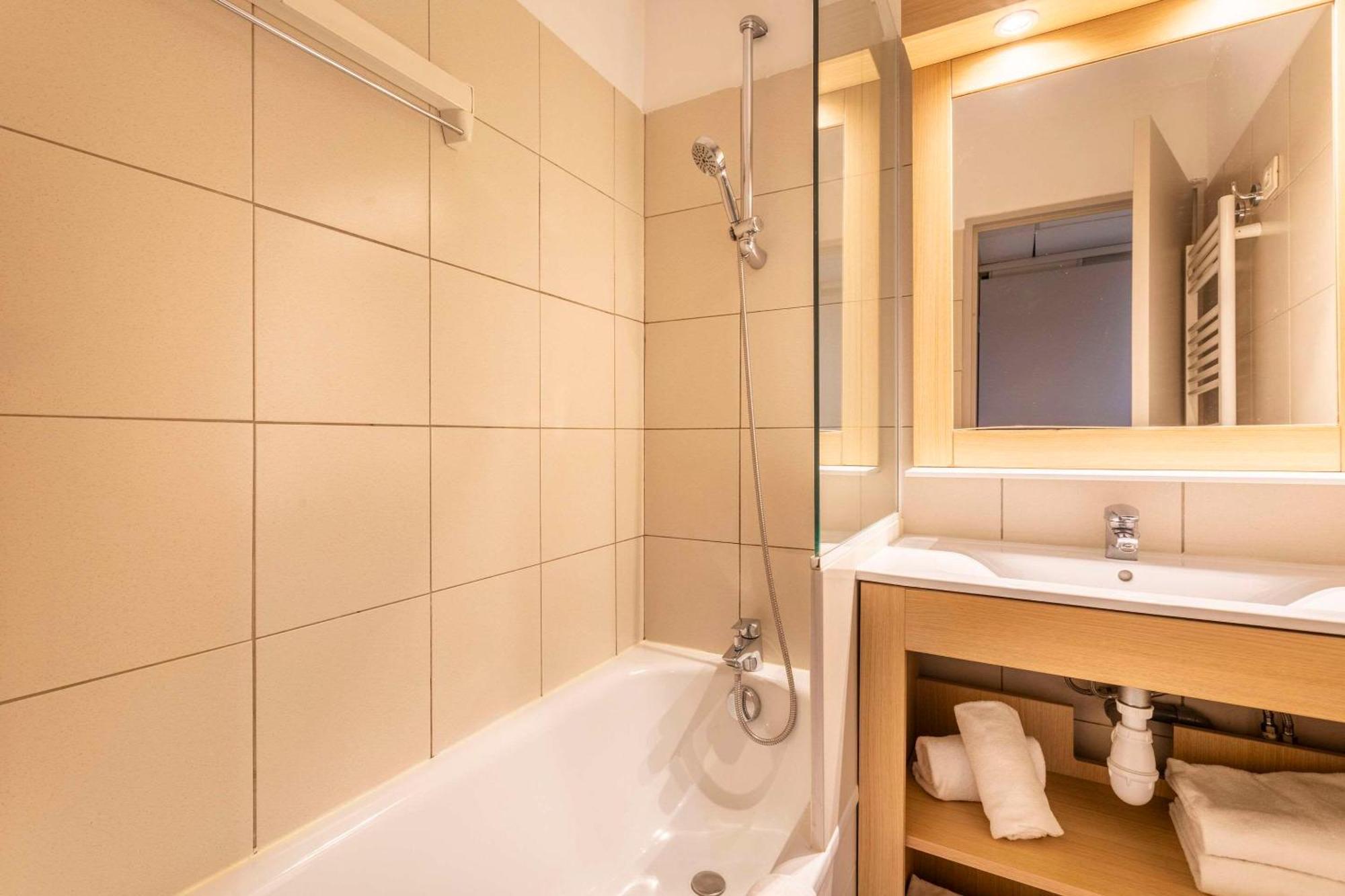 Comfort Aparthotel Marseille Prado Екстериор снимка